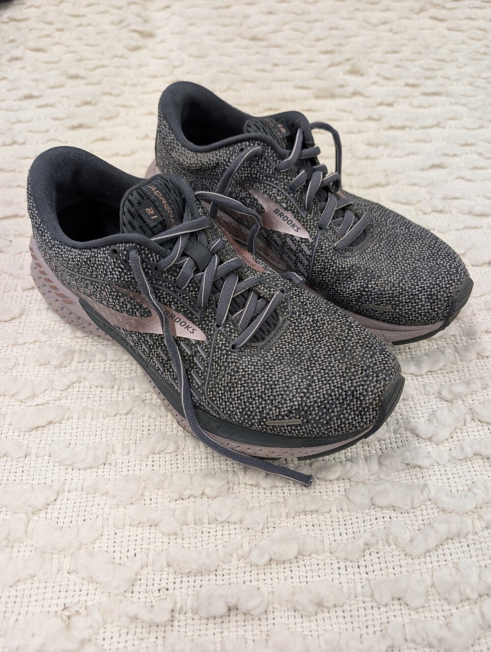 Brooks Adrenaline 21 Size 8 Cushion Support Athletic Shoes